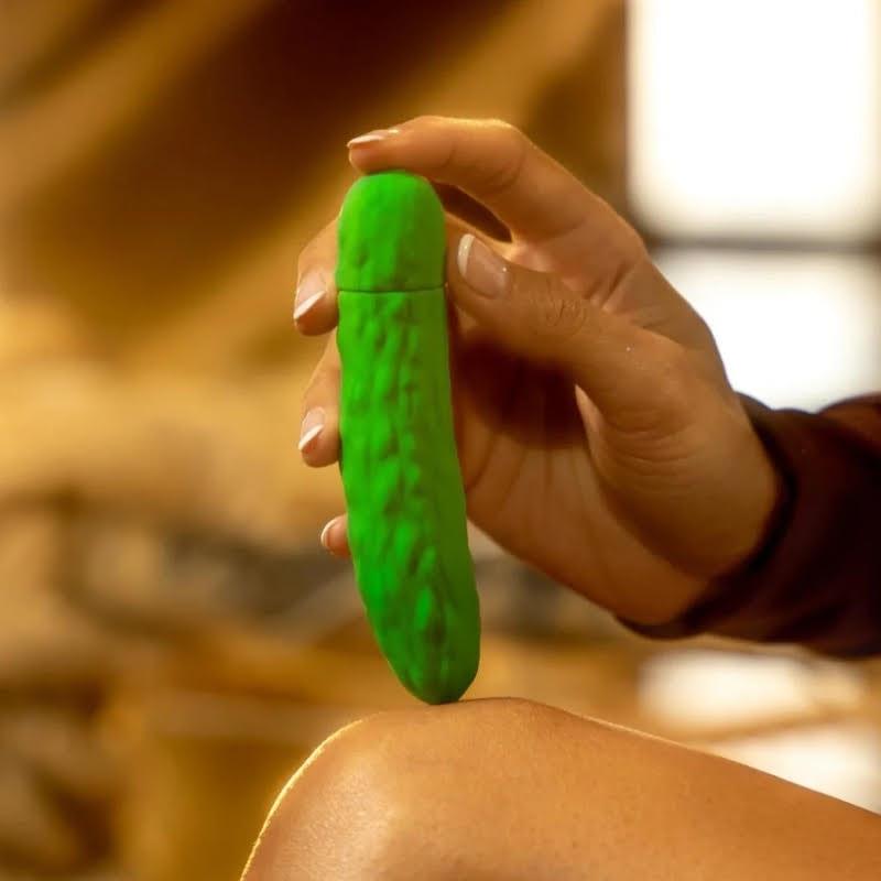 Load image into Gallery viewer, Emojibator Vibrating Pickle  (USB) 1Piece
