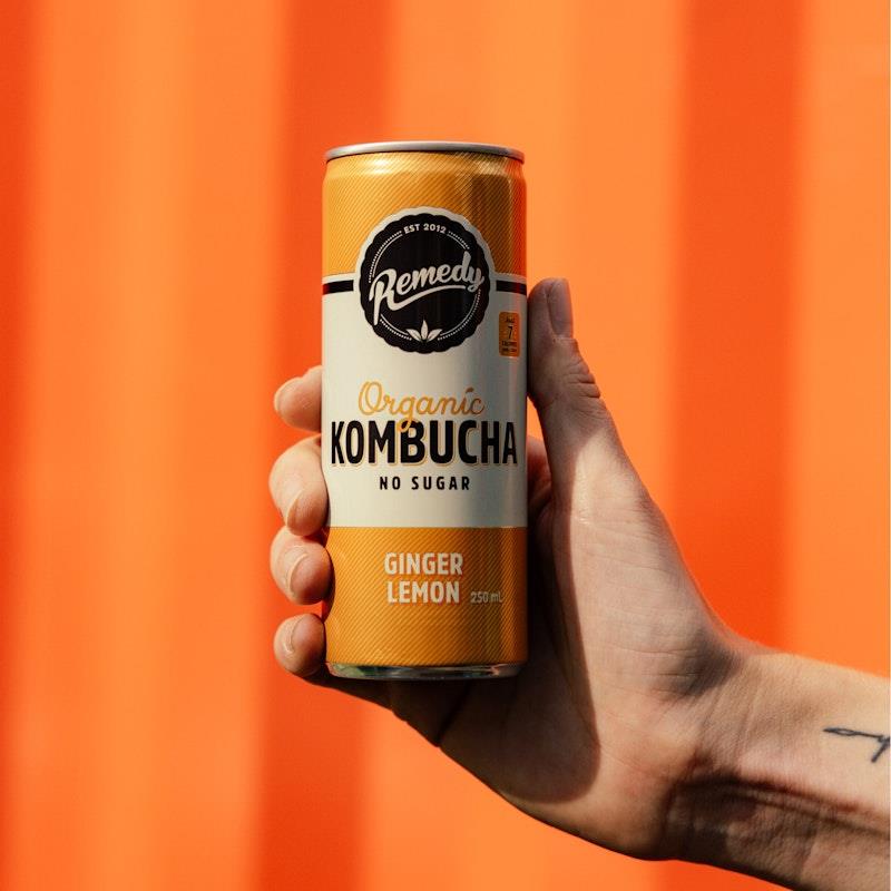 Load image into Gallery viewer, Remedy Kombucha Ginger Lemon 24 x 250ml Pack
