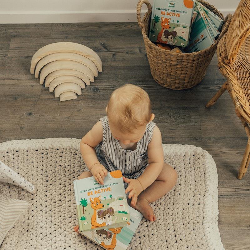 Load image into Gallery viewer, Mizzie The Kangaroo Books, Books, Books - Baby Gift Set
