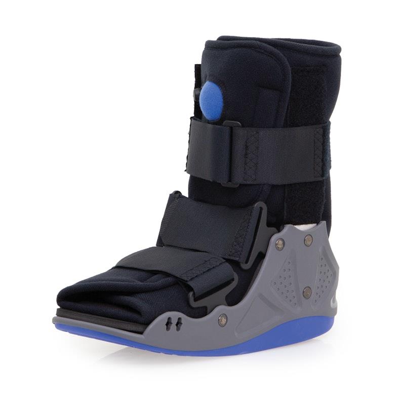 Load image into Gallery viewer, Victor Moonboot 2.0 Air Ankle Medium
