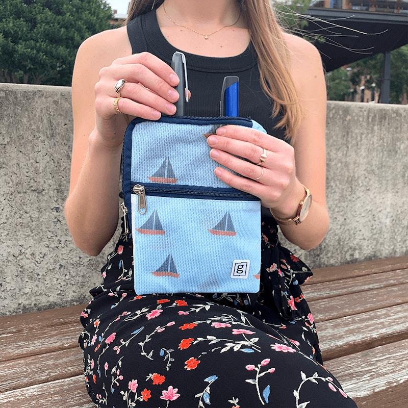 Load image into Gallery viewer, Glucology Insulin Cooler Bags 5 Pen Boats
