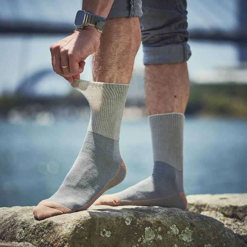 Load image into Gallery viewer, Glucology Copper Based Loose Top Classic Socks 2 Pairs Grey Extra Large
