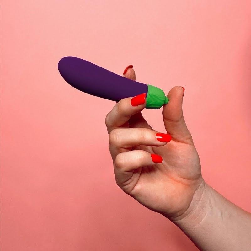 Load image into Gallery viewer, Emojibator Vibrating Eggplant (USB) 1Piece
