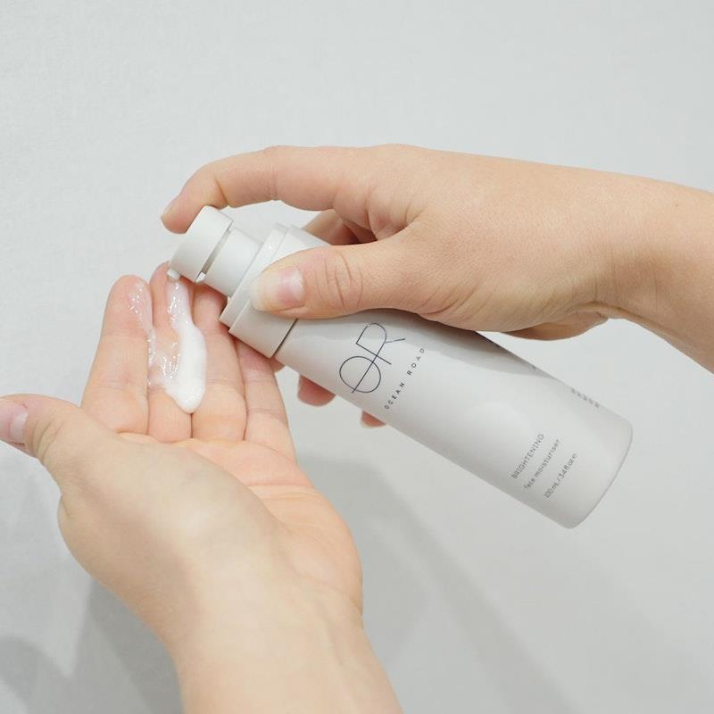 Load image into Gallery viewer, Ocean Road Every Day Brightening Face Moisturiser 100ml
