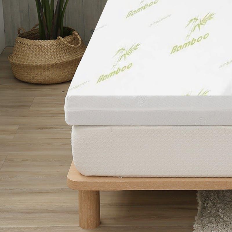 Load image into Gallery viewer, Clevinger 8cm Memory Foam Topper with Bamboo Mattress Cover - Queen 1pc
