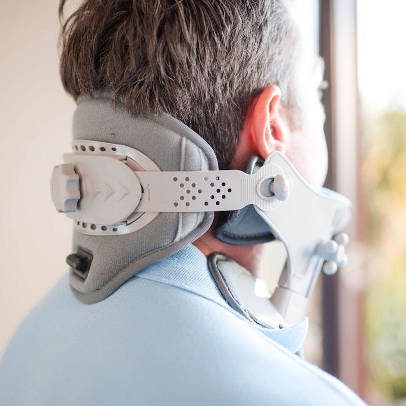 Load image into Gallery viewer, Caremax Thermal Cervical Collar Traction Brace - Adjustable with Heat Pad 1Unit
