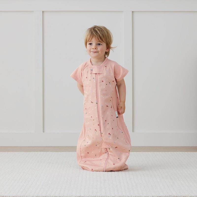 Load image into Gallery viewer, ergoPouch Sleep Suit Bag 1.0 TOG Daisies 8-24Months

