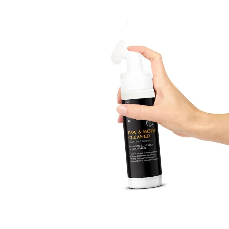 Load image into Gallery viewer, Essential Dog Rinse-Free Portable Dog Paw &amp; Coat Cleaner (Aloe, Lemongrass &amp; Lavender) 150ml
