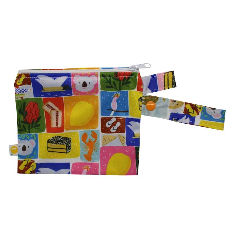 Load image into Gallery viewer, tyoub x Suki McMaster Adjustable Reusable Swim Nappy and Wet Bag - Aussie Icons One Size
