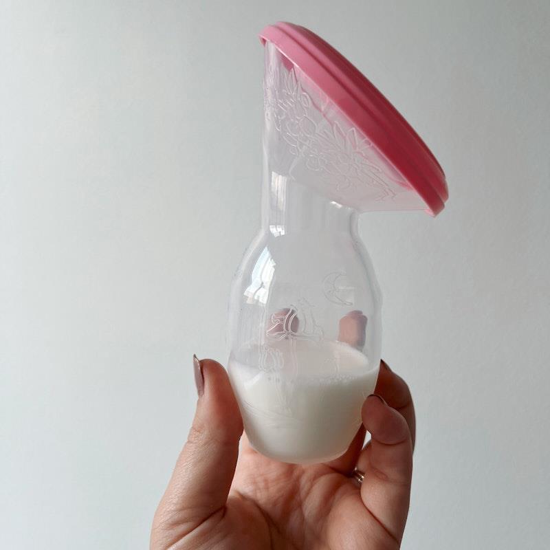 Load image into Gallery viewer, Milky Goodness Breast Pump Milk Saver 1Piece
