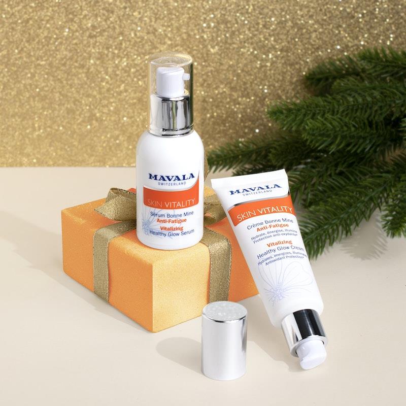 Load image into Gallery viewer, Mavala The Essentials Healthy Glow Kit
