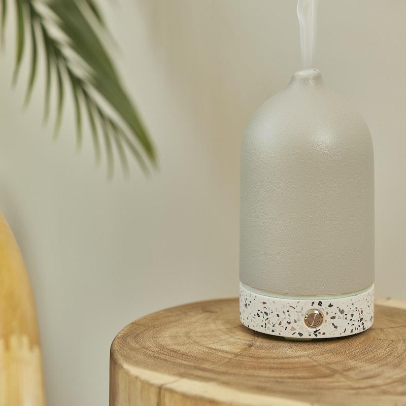 Load image into Gallery viewer, Ellia Pure Aroma Diffuser Ceramic &amp; Terrazzo Grey
