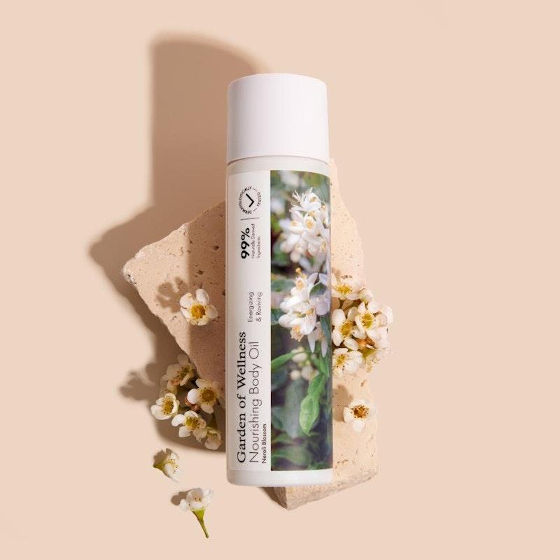 Load image into Gallery viewer, Garden of Wellness Nourishing Body Oil Neroli Blossom 120ml
