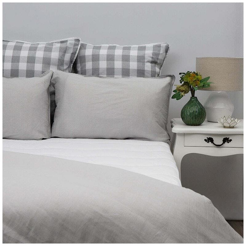 Load image into Gallery viewer, Tontine Luxe Classic Anti Allergy Double Bed Mattress Protector 138 x 188cm 1pc
