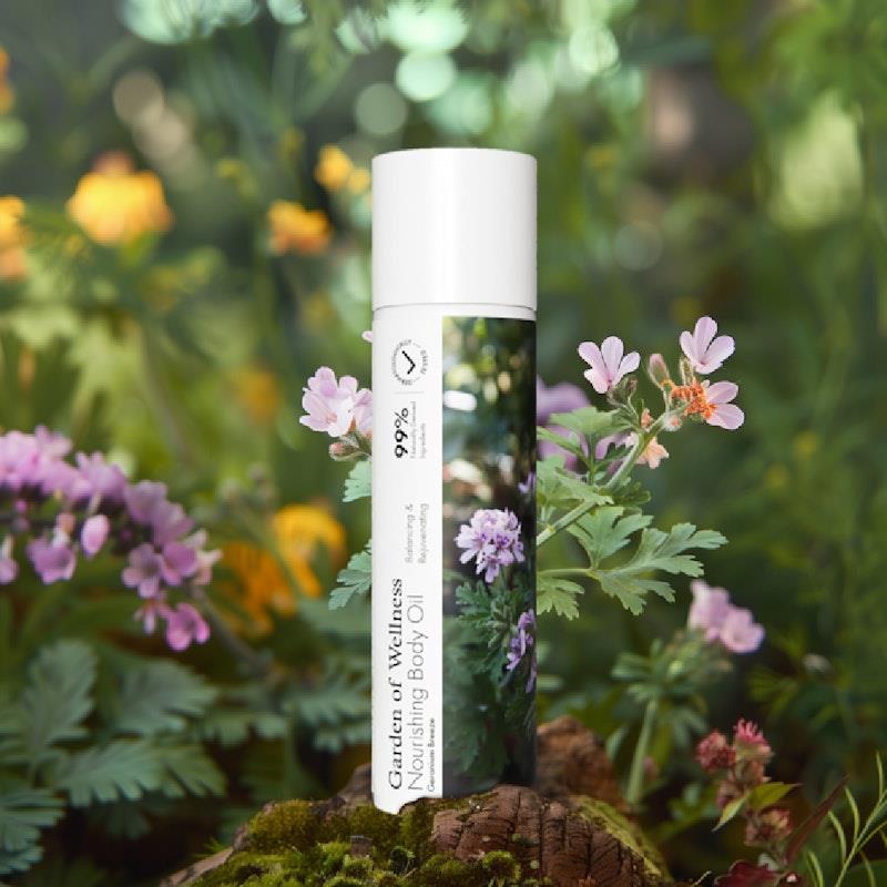Load image into Gallery viewer, Garden of Wellness Nourishing Body Oil Geranium Breeze 120ml
