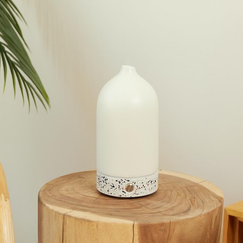 Load image into Gallery viewer, Ellia Pure Aroma Diffuser Ceramic &amp; Terrazzo White
