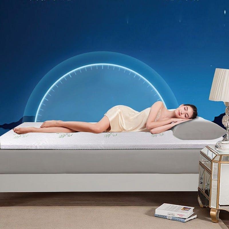 Load image into Gallery viewer, Clevinger 8cm Memory Foam Topper with Bamboo Mattress Cover - Queen 1pc
