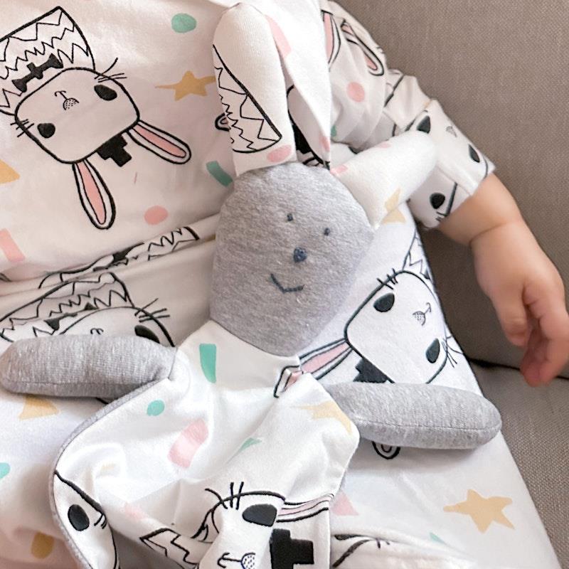 Load image into Gallery viewer, Baby Loves Sleep - Bunny Hugs Baby Comforter - Cool Grey 1Piece

