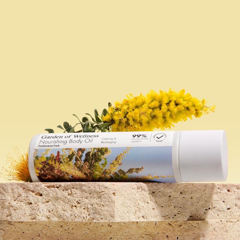 Load image into Gallery viewer, Garden of Wellness Nourishing Body Oil Frankincense Renewal 120ml
