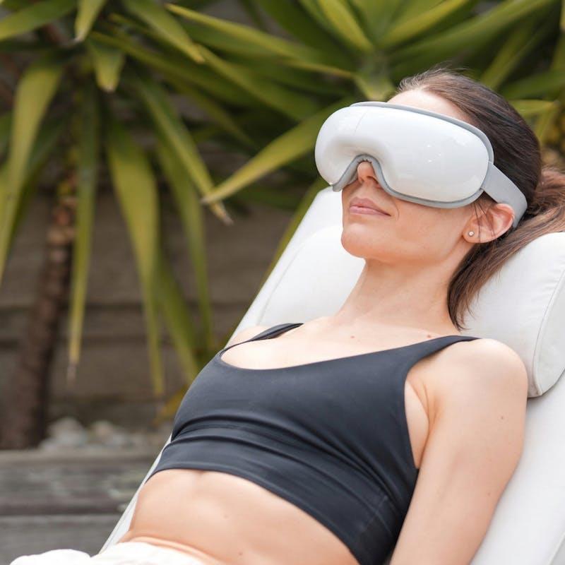 Load image into Gallery viewer, Caremax Smart Air Compression Heat Eye Massager 1Unit
