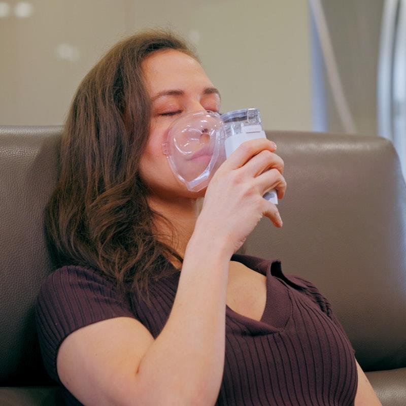 Load image into Gallery viewer, MedeScan Portable &amp; Rechargeable Ultrasonic Mesh Nebuliser 1unit

