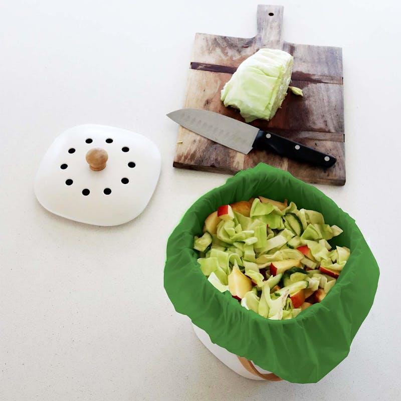 Load image into Gallery viewer, Ecopack 8L Compostable Bin Liners Green Bundle XSmall 4 Rolls/120 Bags
