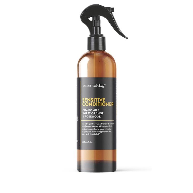 Load image into Gallery viewer, Essential Dog Sensitive Pack 4 Dog Shampoo, Conditioner, Balm &amp; Dermal Scratch Spray 3x250ml, 1x50g

