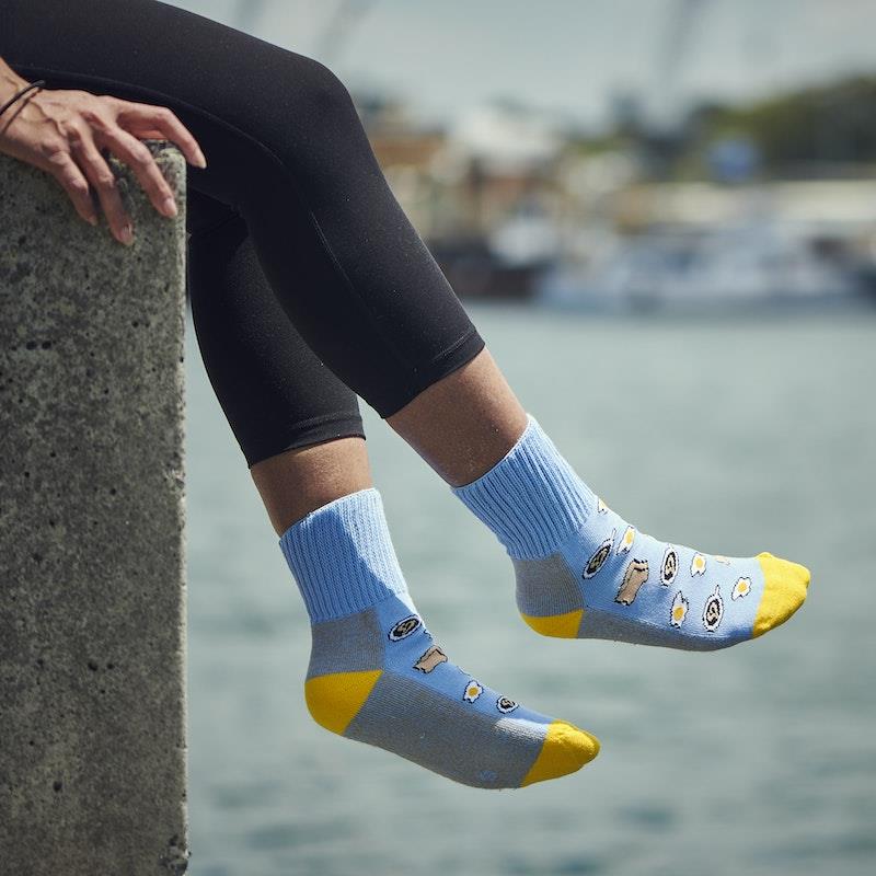 Load image into Gallery viewer, Glucology Copper based Socks 2 Pairs Medium/ Eggs
