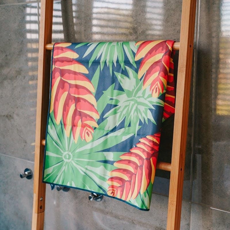 Load image into Gallery viewer, Lazy Dayz Sand Free Beach Towel - Mossman 1pc

