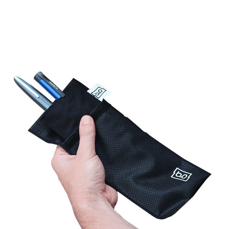 Load image into Gallery viewer, Glucology Insulin Cooling Pouch for 2 Pens Black
