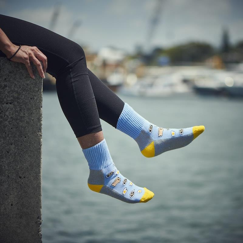 Load image into Gallery viewer, Glucology Copper based Socks 2 Pairs Large/ Eggs
