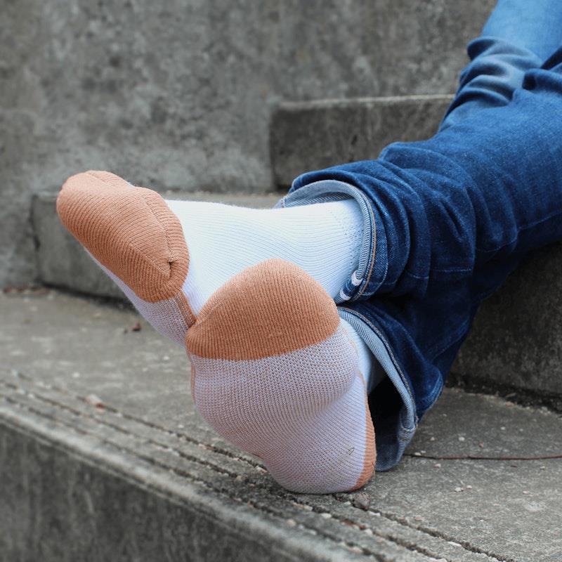 Load image into Gallery viewer, Glucology Copper Based Loose Top Classic Socks 2 Pairs White Large

