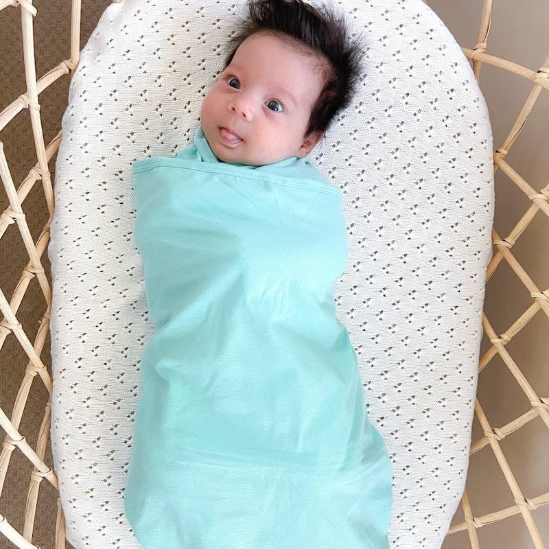 Load image into Gallery viewer, Baby Loves Sleep Koala Hugs Summer Newborn Swaddle Wrap - Cool Mint One Size
